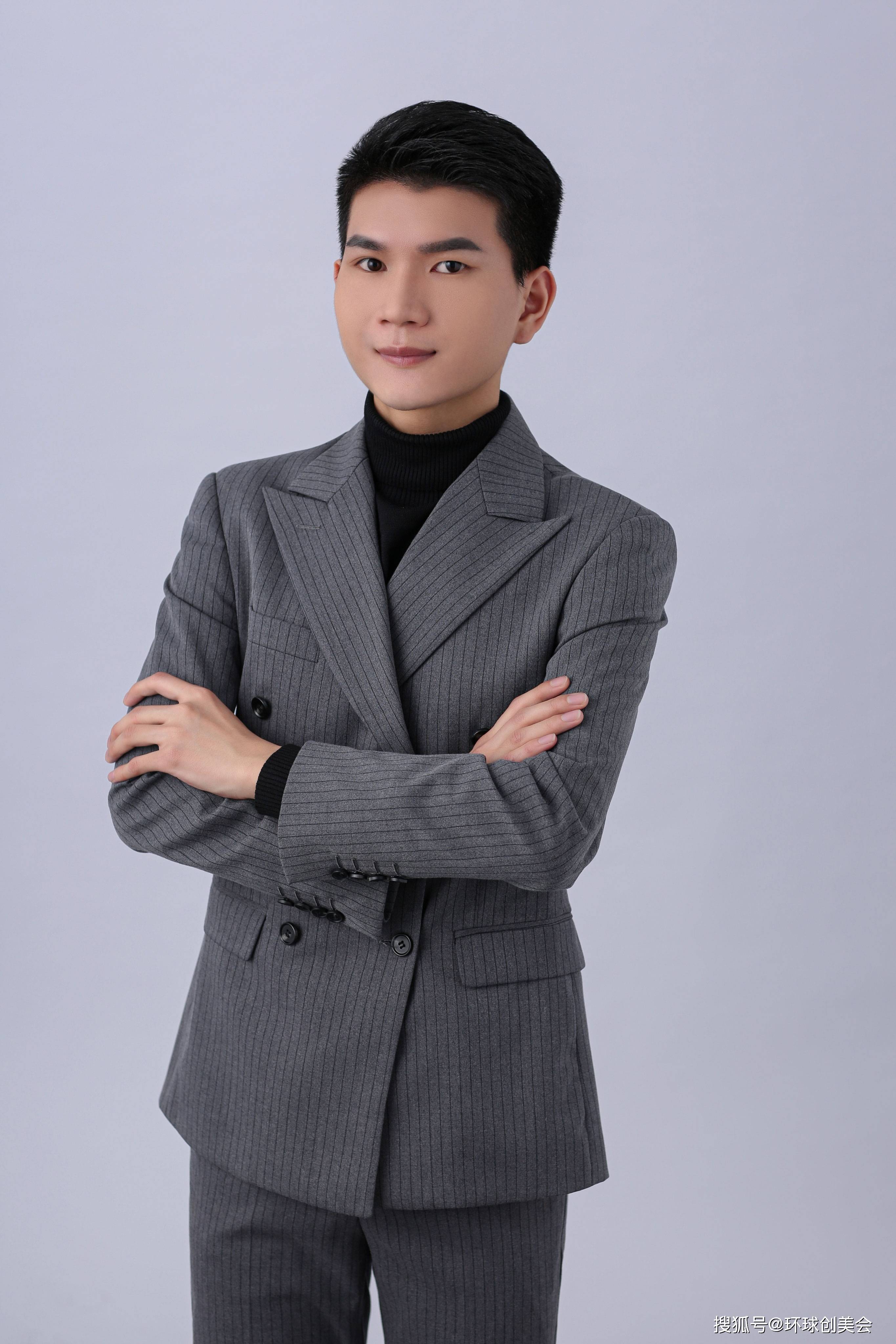 邓华英 项目运营总监